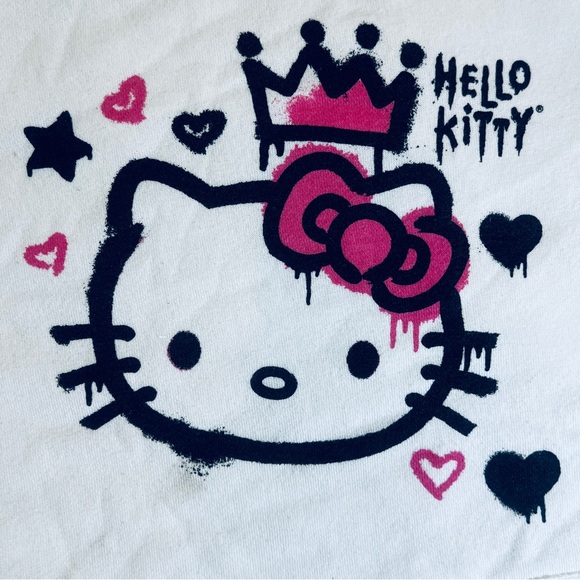 Hello Kitty x Forever 21 White cropped Sweatshirt - Picture 5 of 5